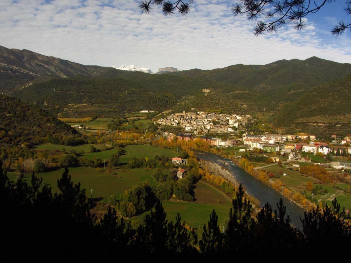 El Mirador De Nabain Appartement Boltaña Buitenkant foto